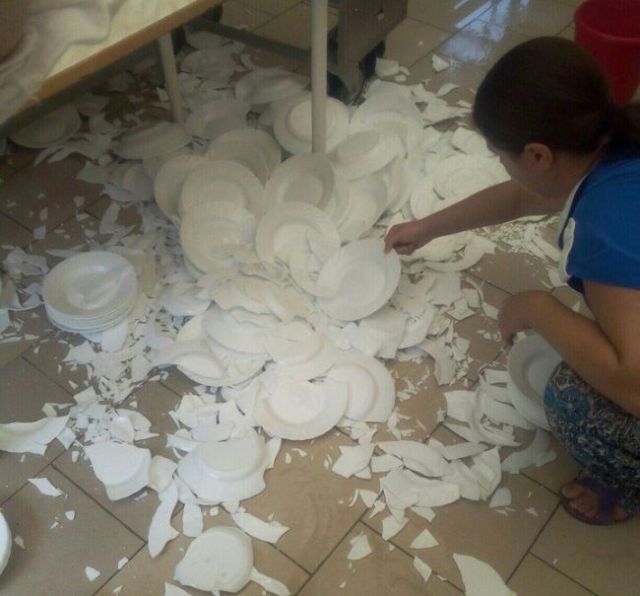 Unfortunate Situations (25 pics)