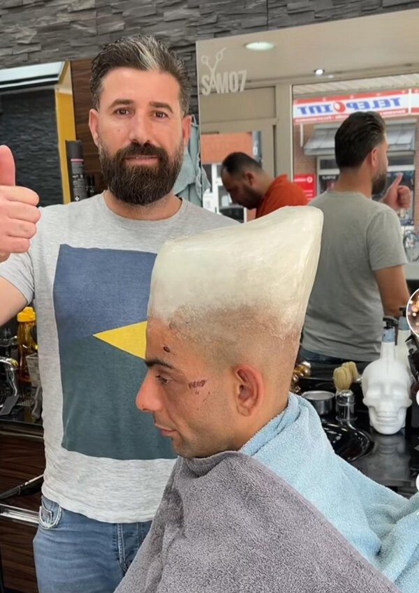 Awful Haircuts (21 pics) Awful Haircuts (21 pics)