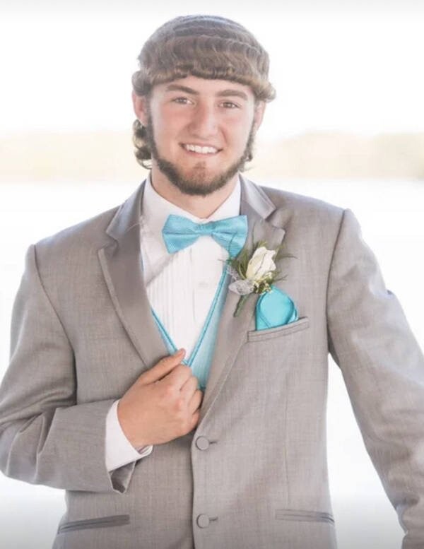 Awful Haircuts (21 pics) Awful Haircuts (21 pics)