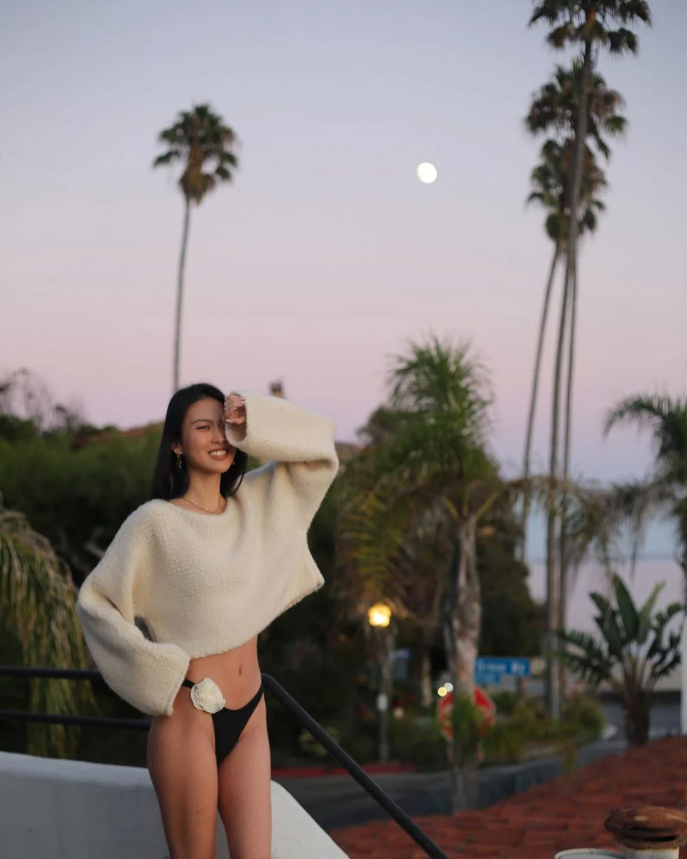 Asian Girls (23 pics) Asian Girls (23 pics)