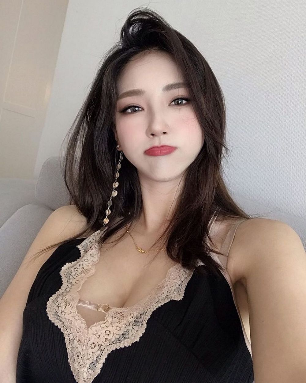 Asian Girls (23 pics) Asian Girls (23 pics)