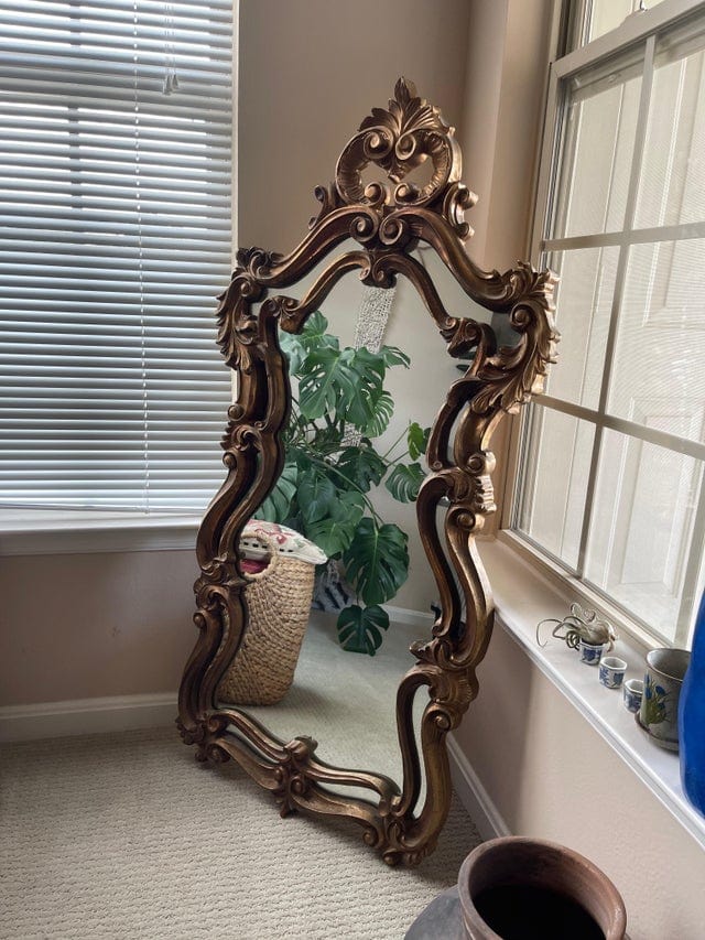 Unusual Finds In Thrift Shops (18 pics)