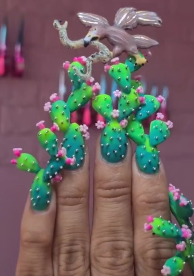 Strange DIY Crafts (17 pics)