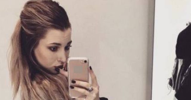 Girls In Yoga Pants (23 pics)