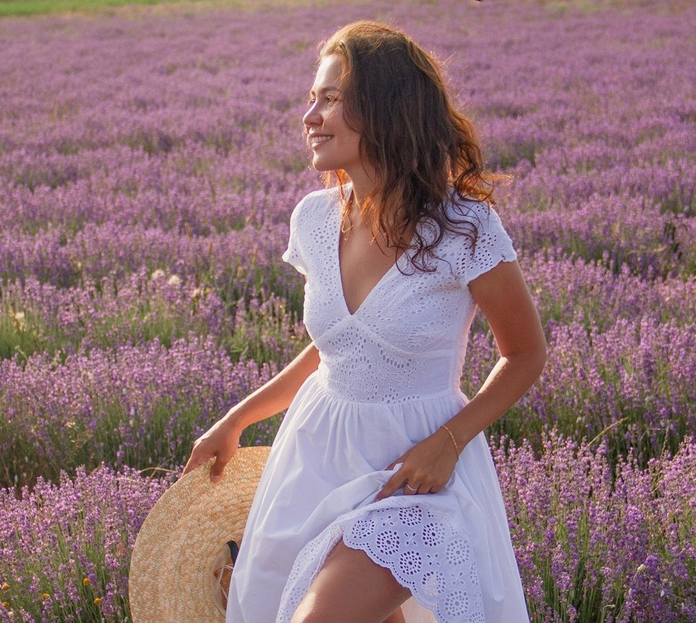 Girls In Sundresses (23 pics) Girls In Sundresses (23 pics)