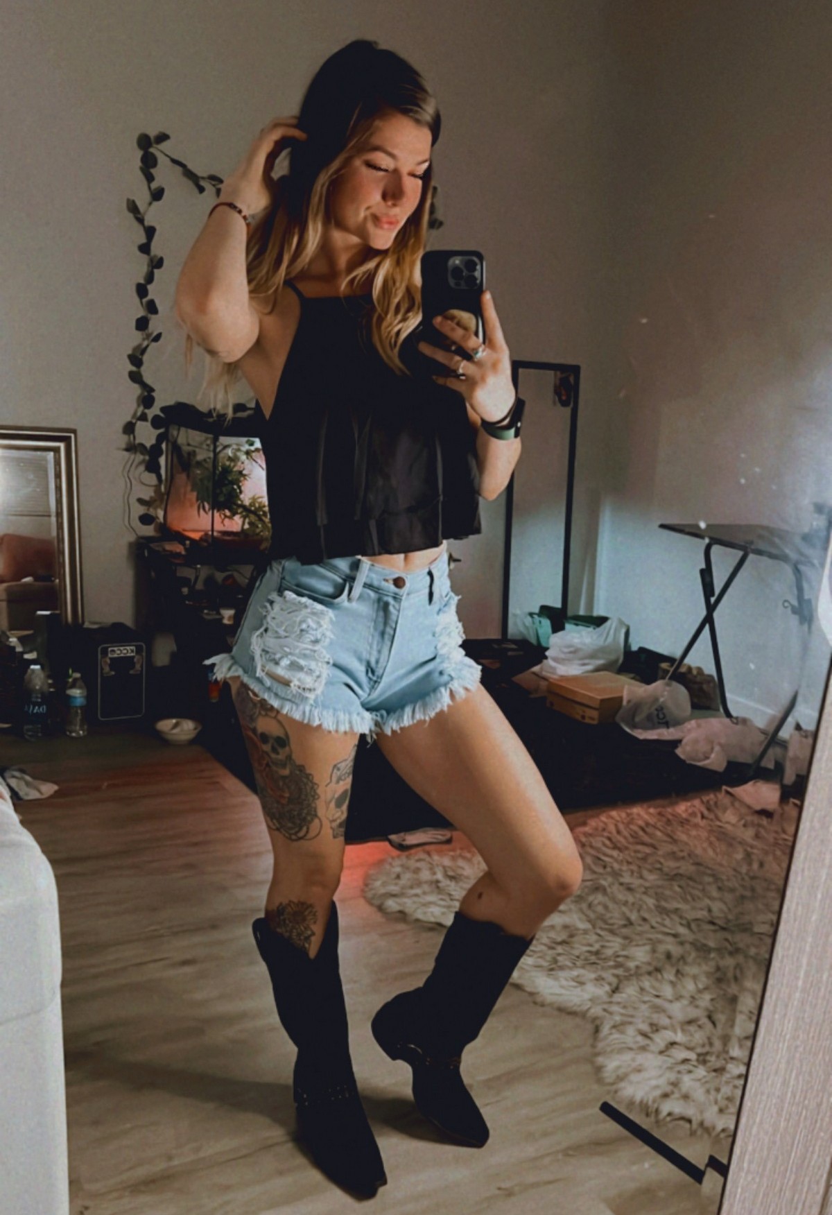 Girls In Tight Jeans (23 pics)