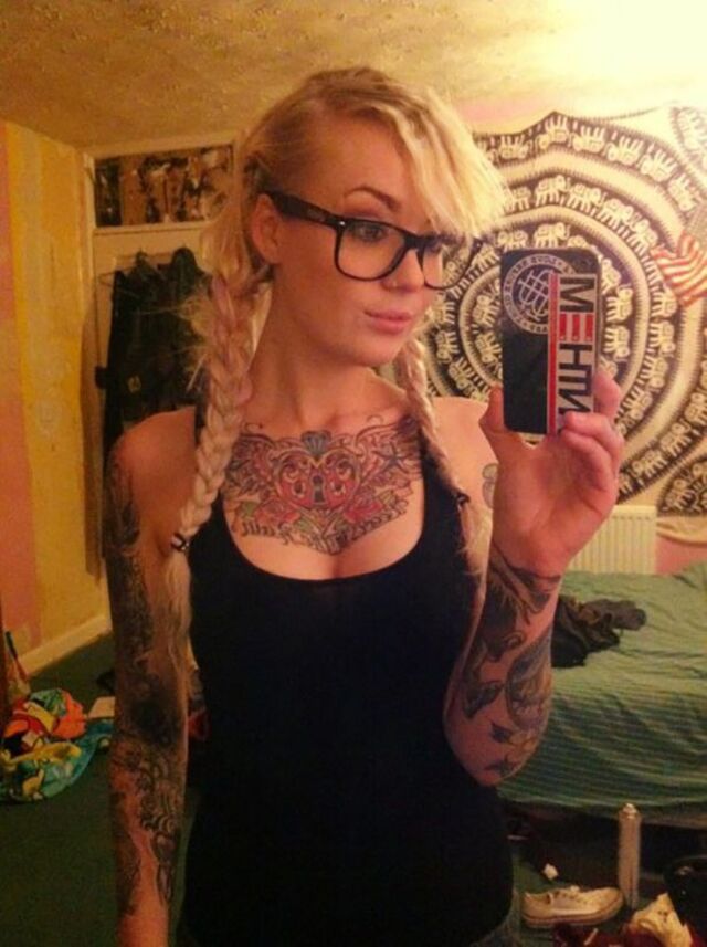 Cute Girls (21 pics)