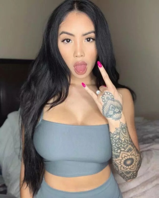 Beauty Girls (21 pics)