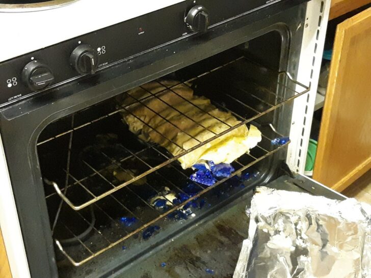 Bad Days Happen (22 pics)