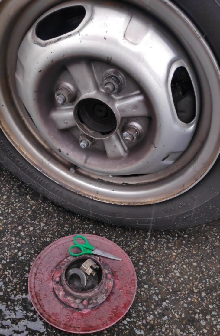 Bad Days Happen (22 pics)