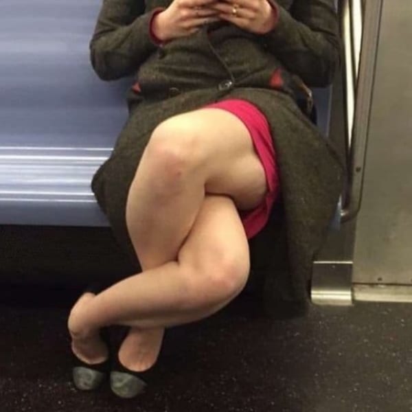 Strange People In The Subway (22 pics)