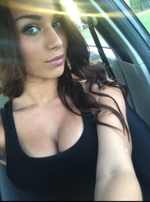 Girls With Beautiful Eyes (21 pics)