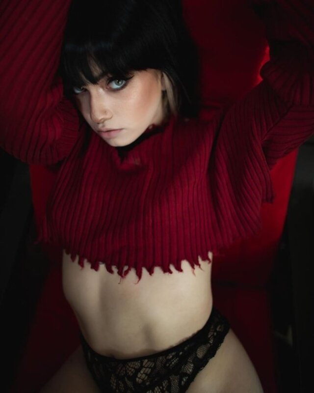 Girls With Beautiful Eyes (21 pics)