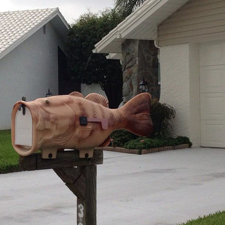 Unusual Mailboxes (21 pics) Unusual Mailboxes (21 pics)