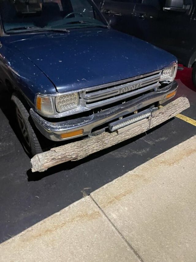 Redneck Repairs (22 pics)