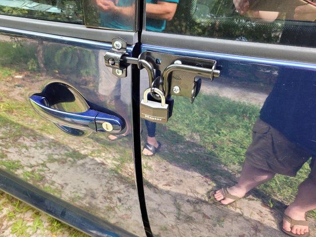 Redneck Repairs (22 pics)