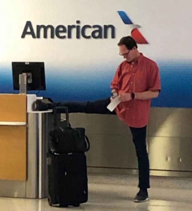 Strange Poses (21 pics)