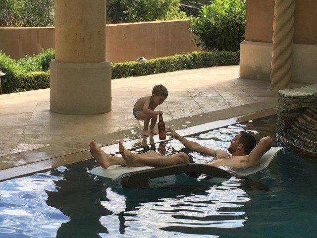 Daily Pictures. Part 1 (64 pics)