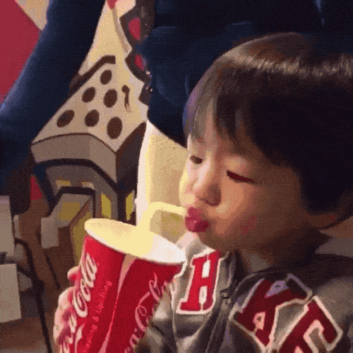 Acid GIFs, December 31 (25 gifs)