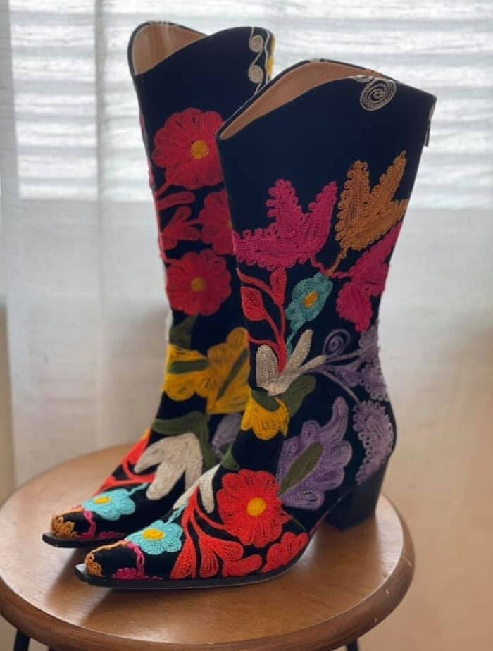 Interesting Finds In Thrift Shops (25 pics)