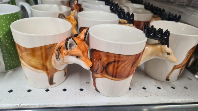 What Is Going On Here? (20 pics)