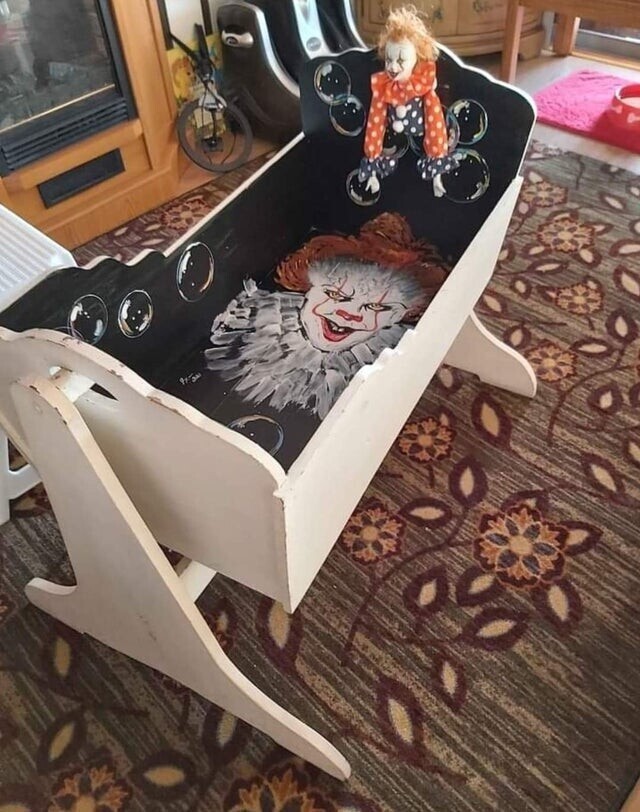 What Is Going On Here? (20 pics)