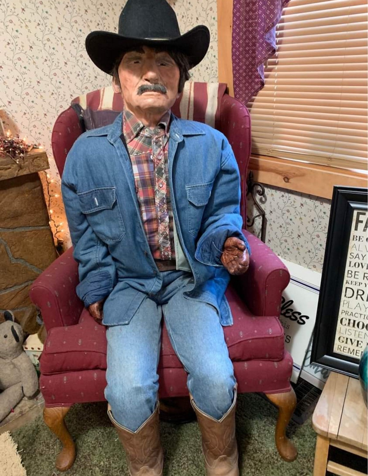 Daily Pictures. Part 1 (63 pics)