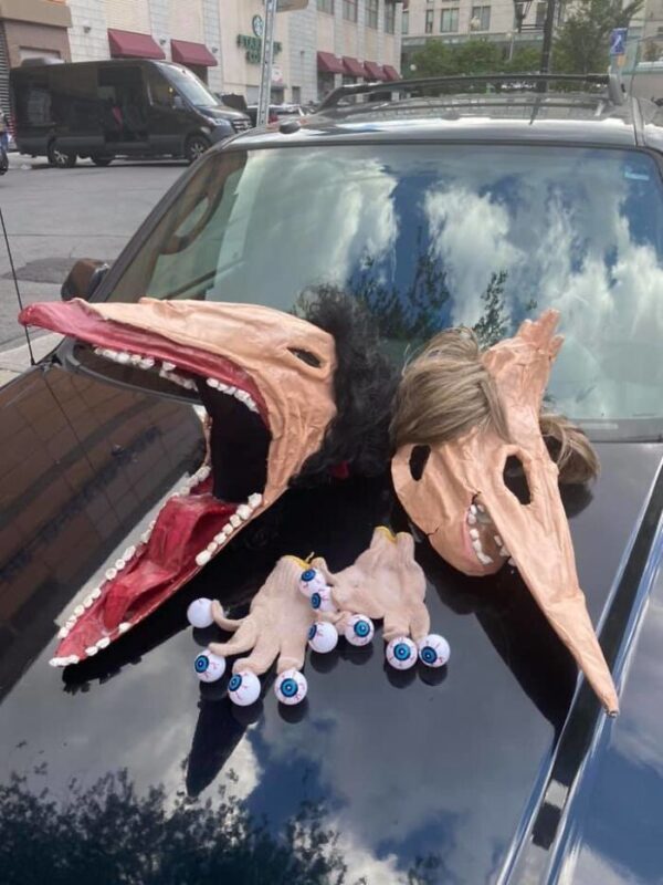 Weird Finds In Thrift Shops (29 pics)