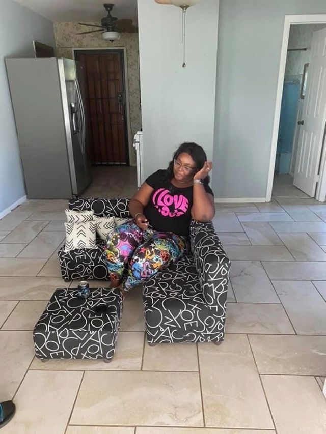 Unsuccessful Purchases (23 pics)