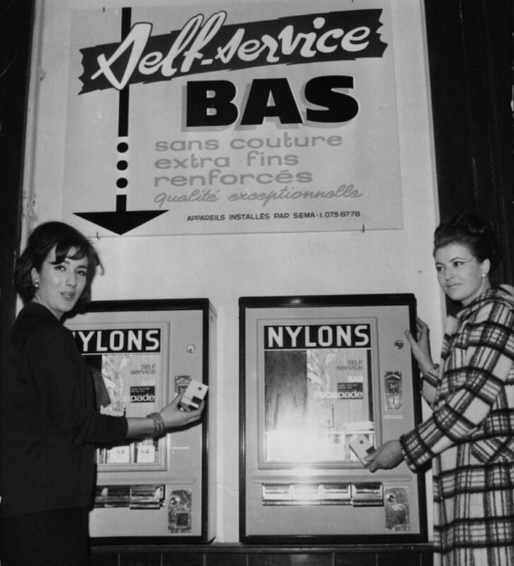 Unusual Vending Machines From the Past (21 pics) Unusual Vending Machines From the Past (21 pics)