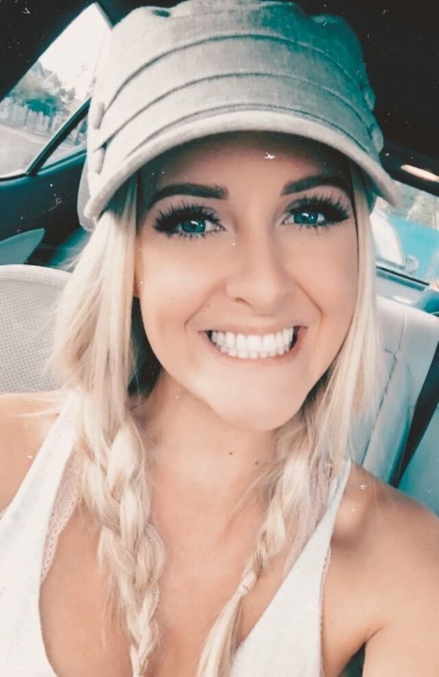 Beauty Girls (21 pics)