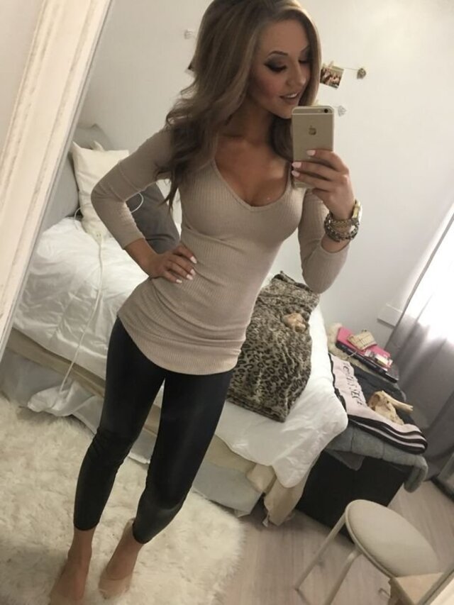 Beauty Girls (21 pics)