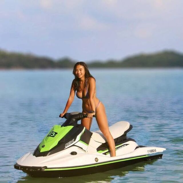 Asian Girls (21 pics)