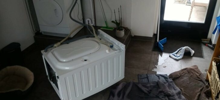 Bad Days Happen (21 pics)