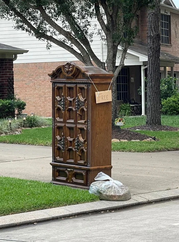 Cool Finds In Thrift Shops (26 pics)