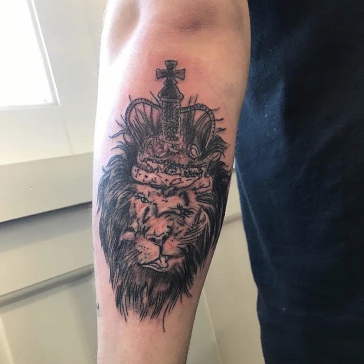 Awful Tattoos (15 pics) Awful Tattoos (15 pics)