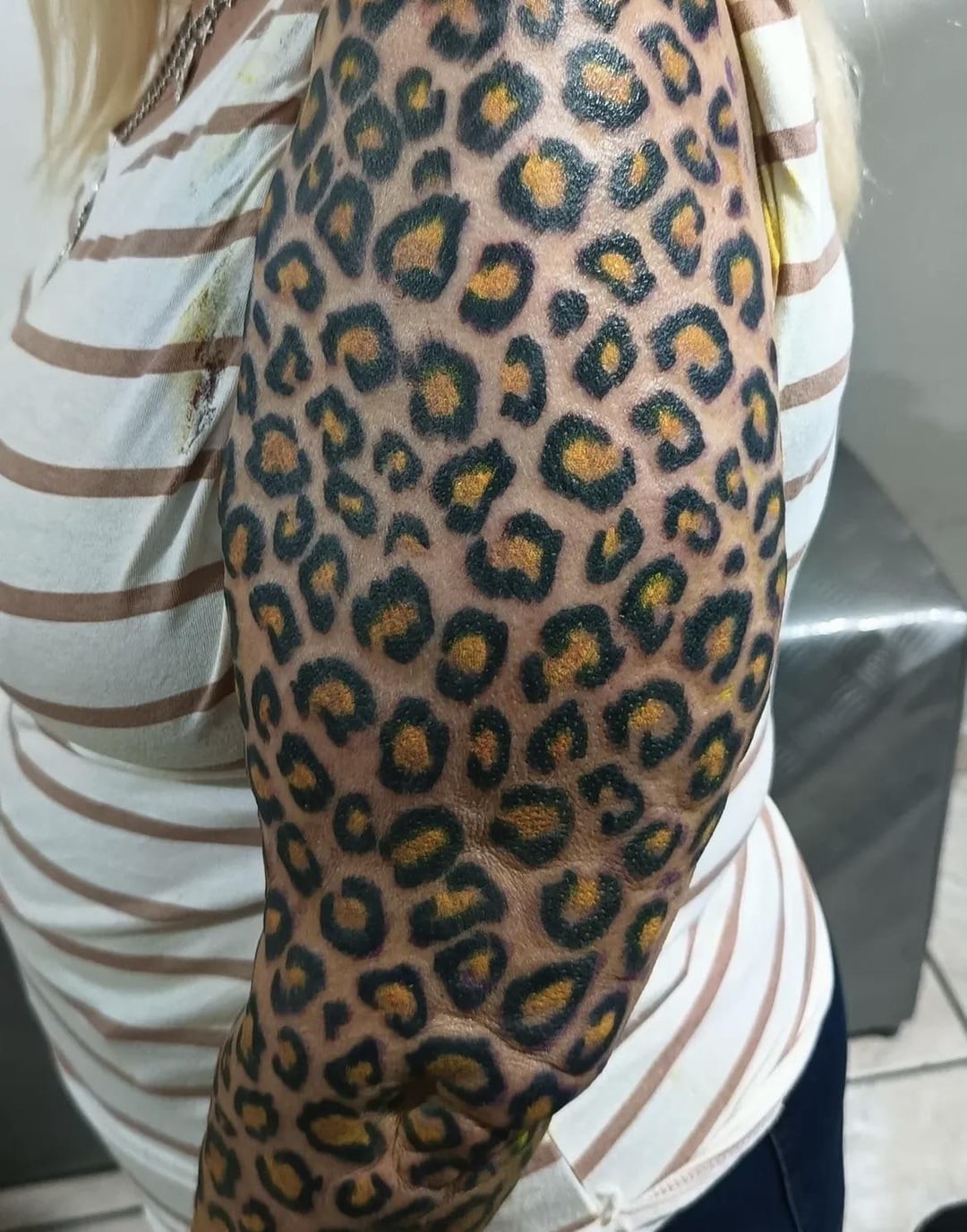 Awful Tattoos (15 pics) Awful Tattoos (15 pics)