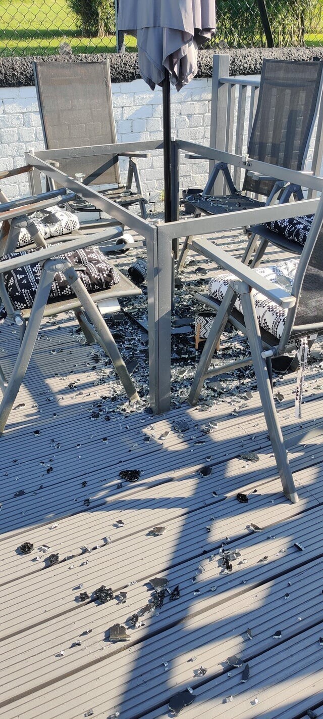 Bad Days Happen (29 pics)