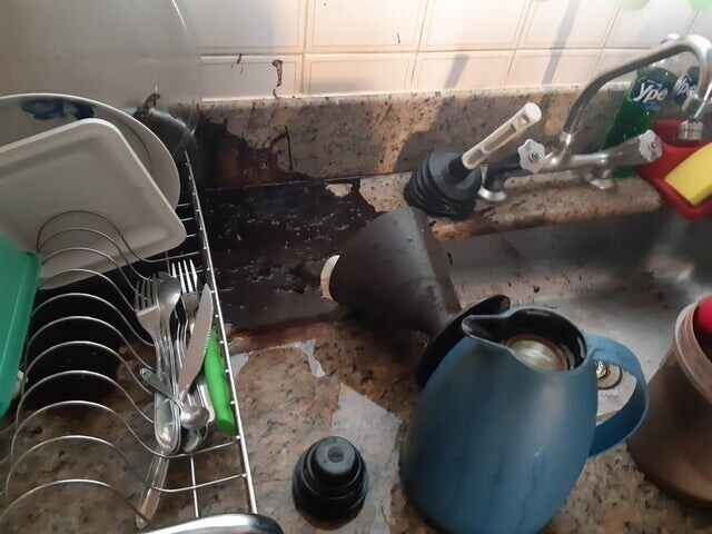 Bad Days Happen (29 pics)