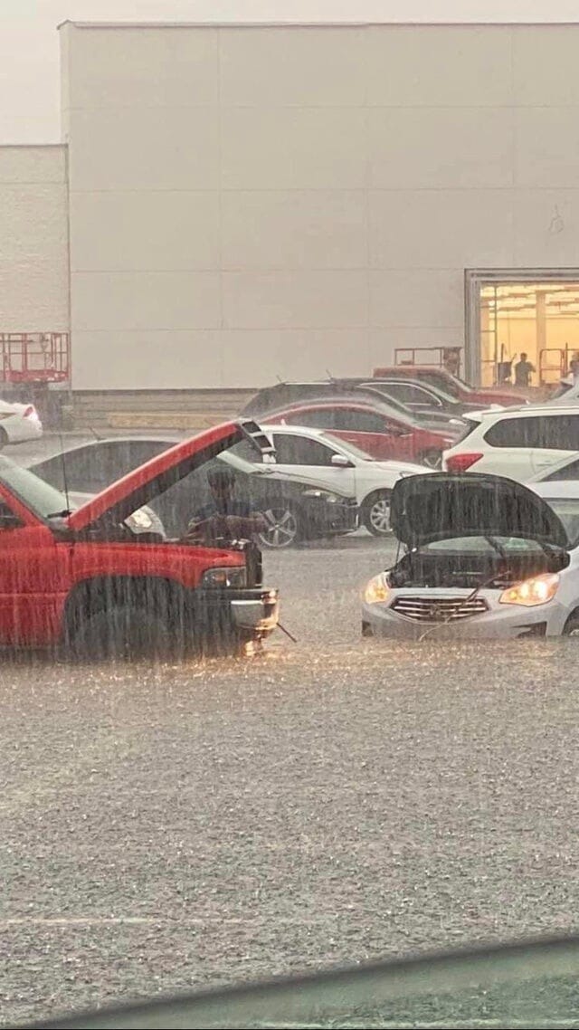 Bad Days Happen (29 pics)