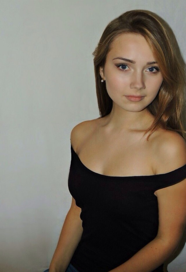 Cute Girls (21 pics) Cute Girls (21 pics)