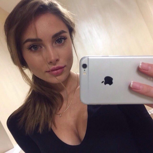 Cute Girls (21 pics) Cute Girls (21 pics)