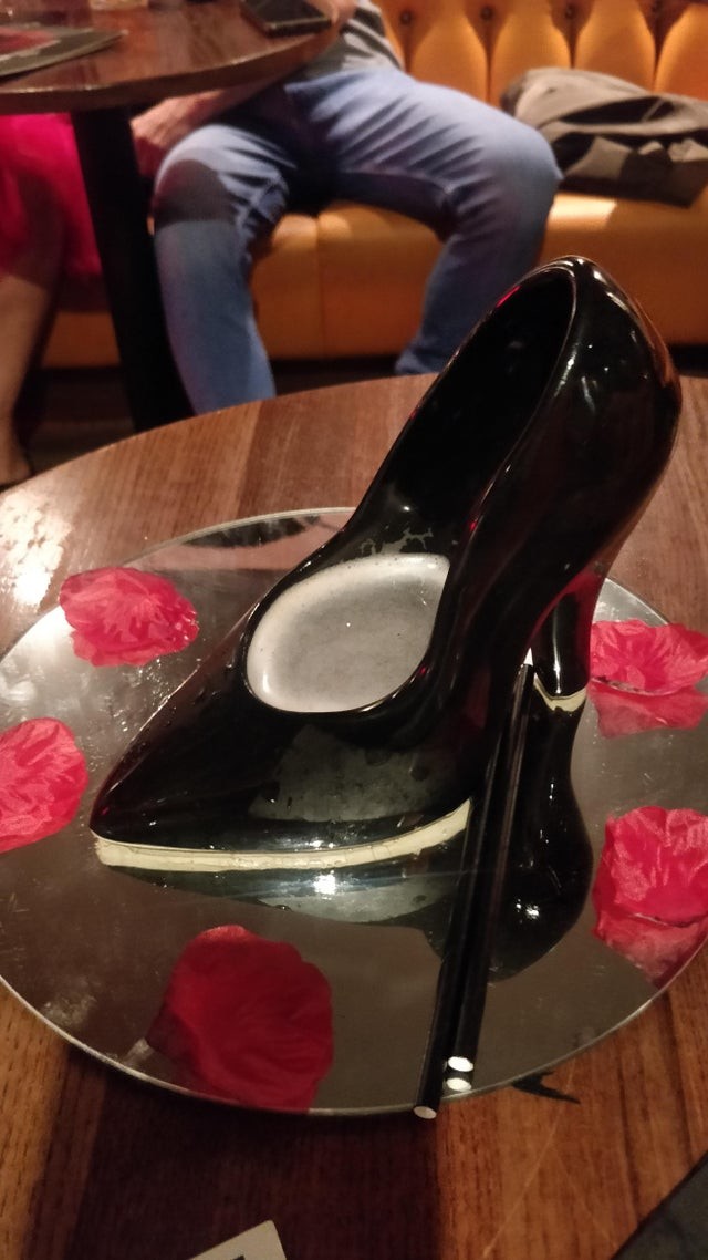 Crazy Food Serving (16 pics) Crazy Food Serving (16 pics)