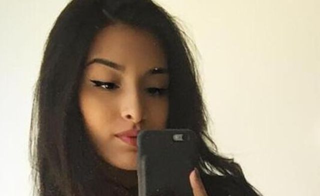 Cute Girls (21 pics)