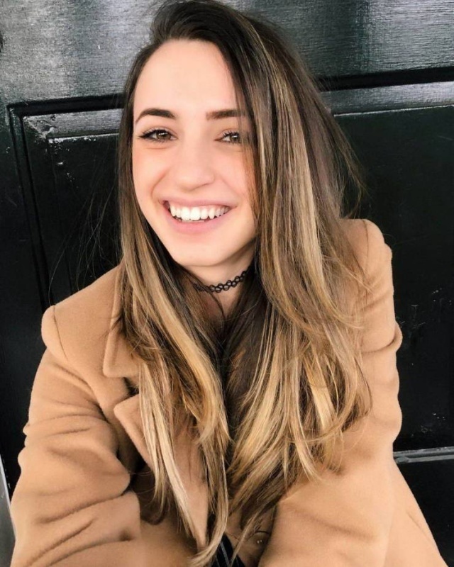 Beauty Girls (22 pics) Beauty Girls (22 pics)