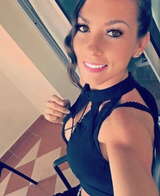 Cute Girls (21 pics)