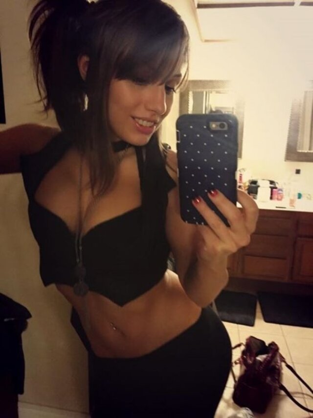 Cute Girls (21 pics)