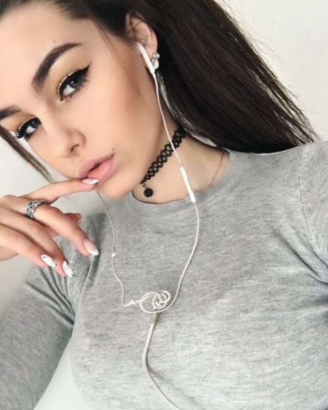 Cute Girls (21 pics)