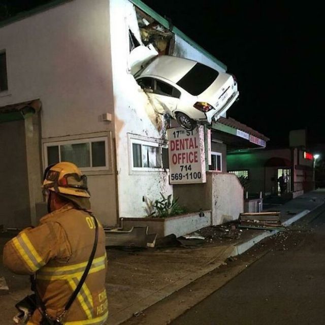 Epic Car Accidents (26 pics)