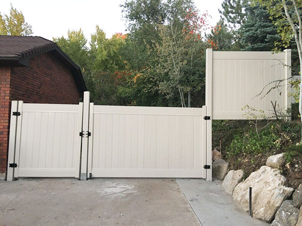 Awful Constructions (16 pics)